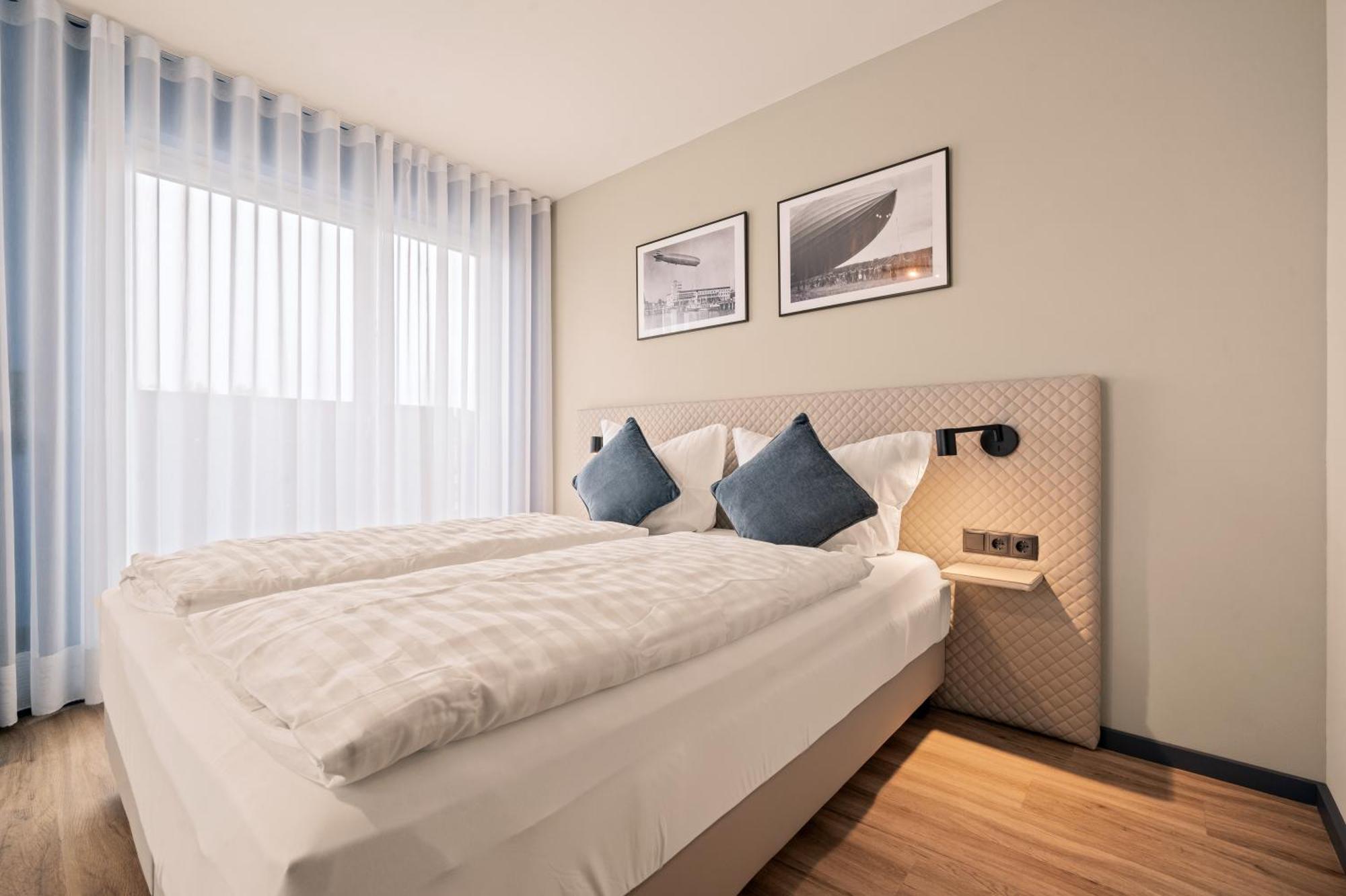 Motel42-Temporary Living Friedrichshafen Bagian luar foto