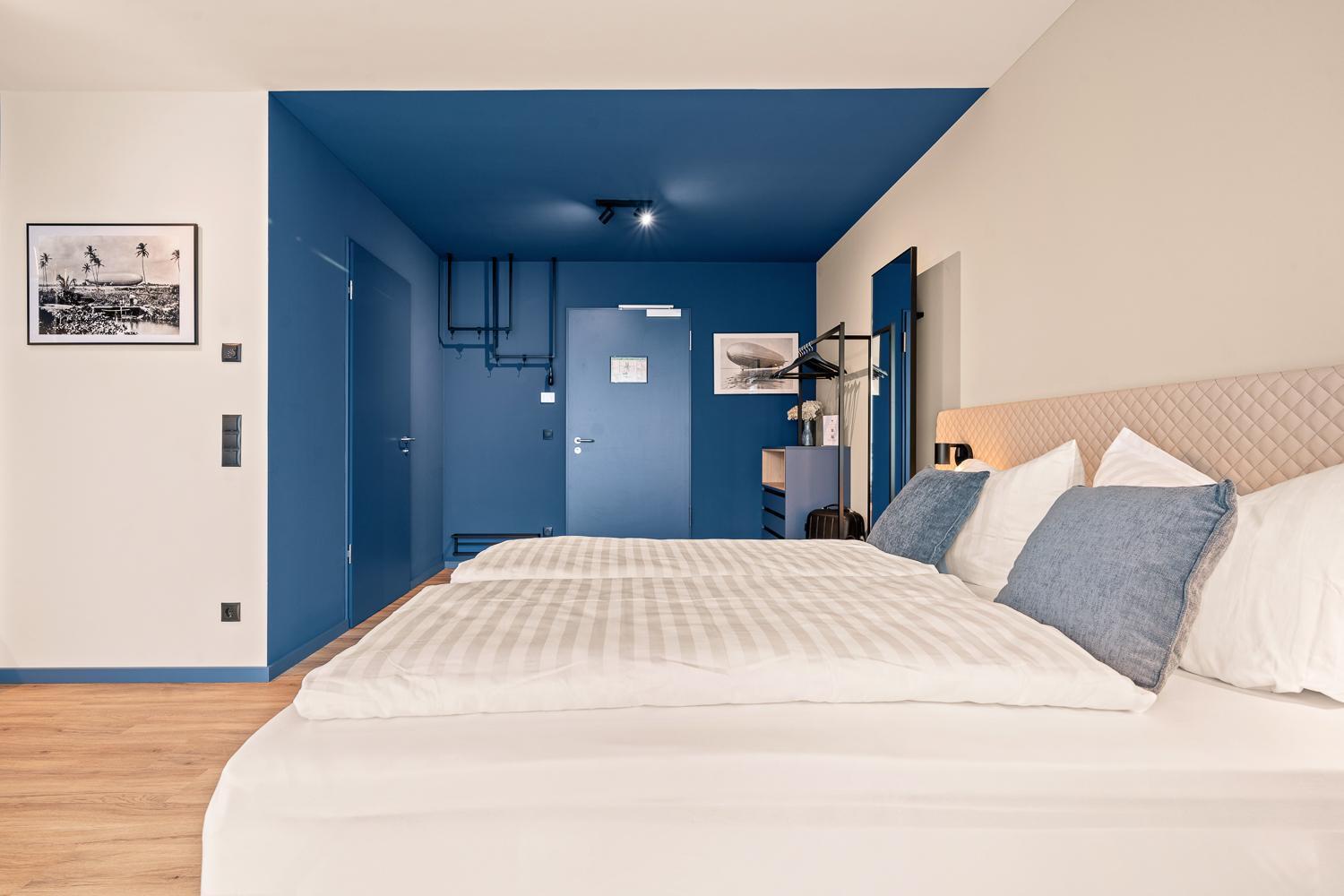 Motel42-Temporary Living Friedrichshafen Bagian luar foto