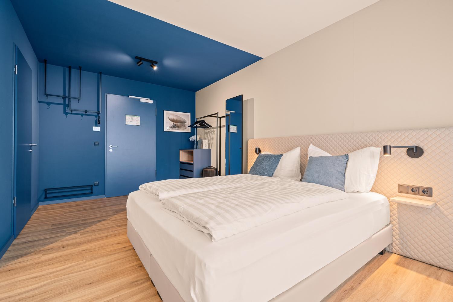 Motel42-Temporary Living Friedrichshafen Bagian luar foto