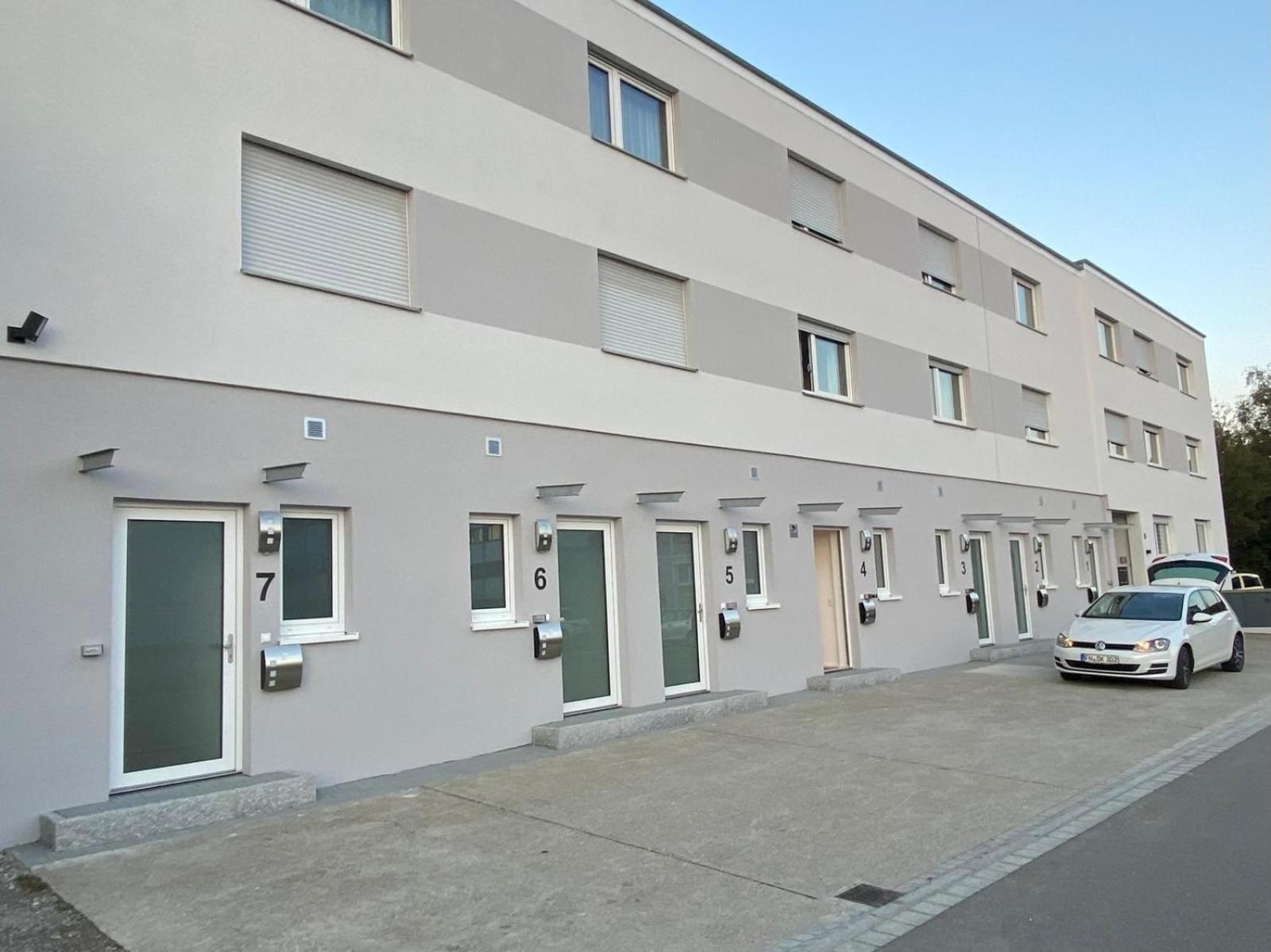 Motel42-Temporary Living Friedrichshafen Bagian luar foto